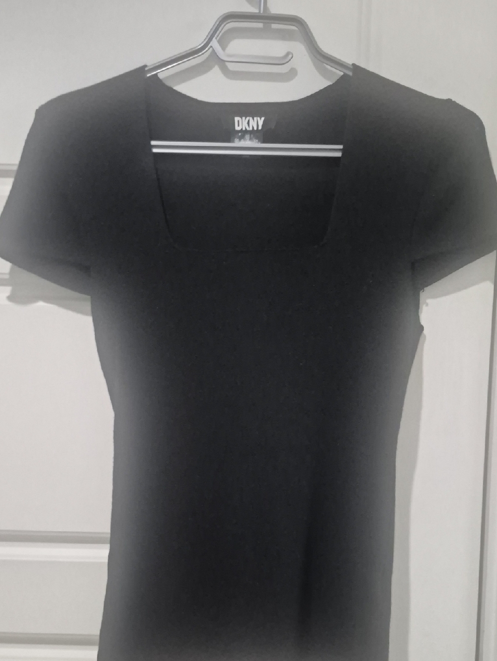 DKNY Black Square-Neck Short Sleeve Tee